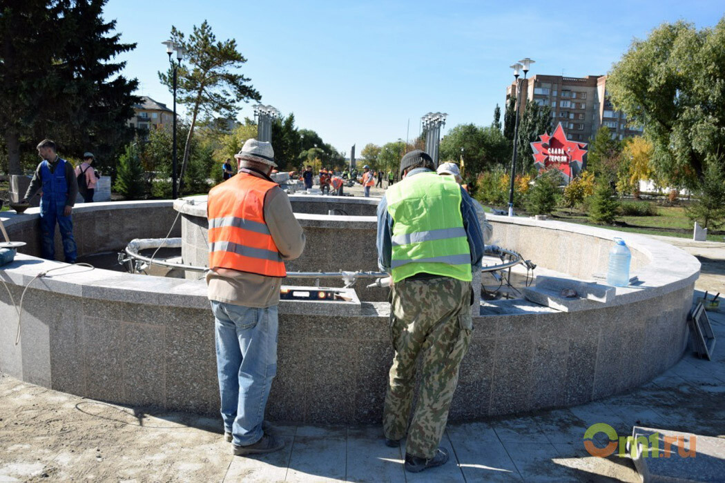 Монтаж фонтанного оборудования на бульваре Победы